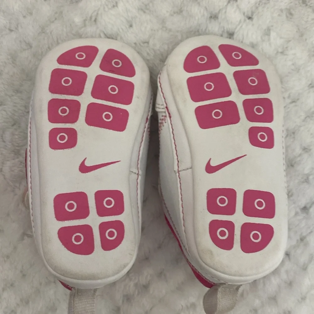 Nike baby girls shoes